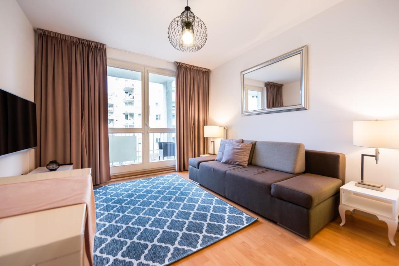 Metro Kondratowicza Velvet Apartment Warszawa Exteriör bild